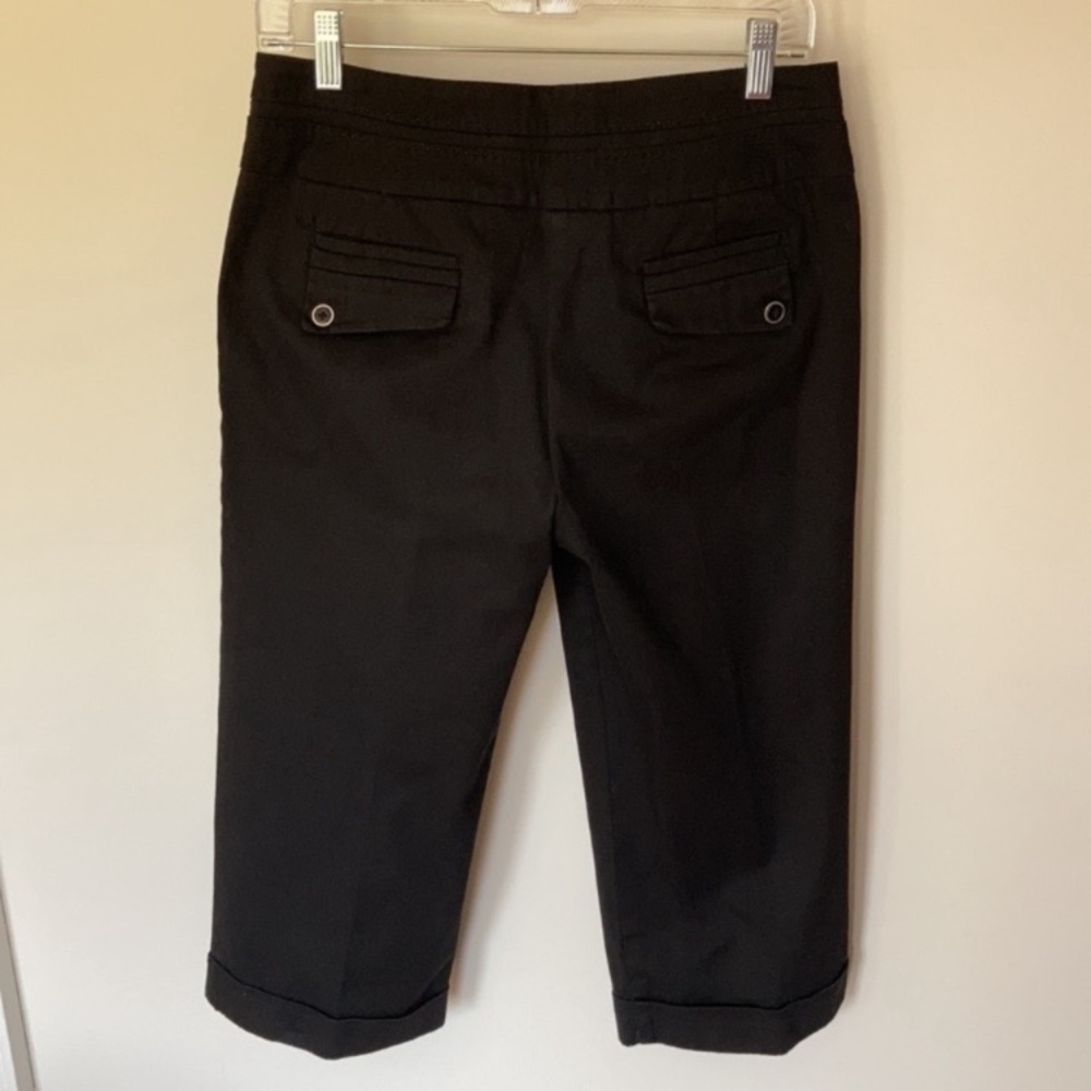 Larry Levine Stretch Capris - Picture 2 of 10